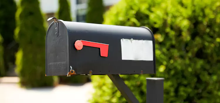 Secure Mailboxes for Packages Alsip